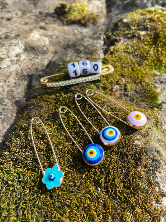 Track The Days Brooch/Pendant